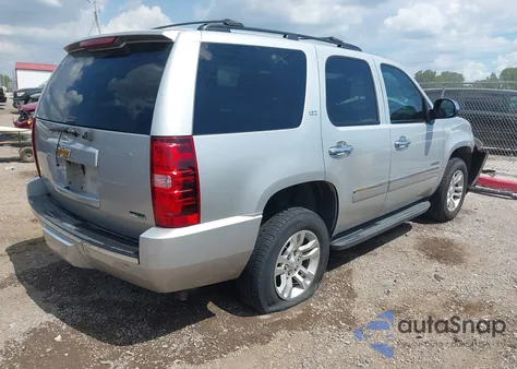 2010 Chevrolet Tahoe Ltz from USA, damaged, VIN 1GNUKCE03AR136827